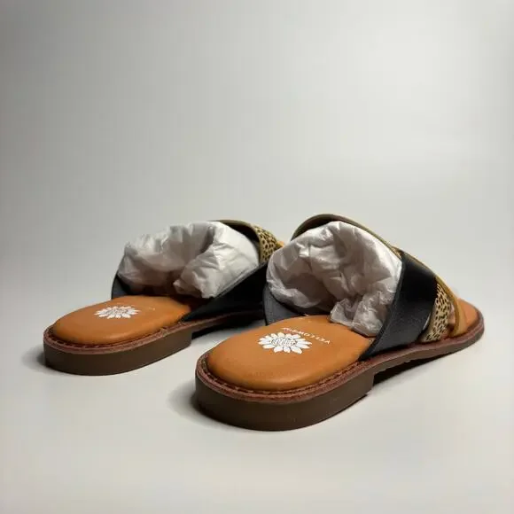 Yellow Box Wist Leather Thong Sandals in Natural - Picture 5 of 9